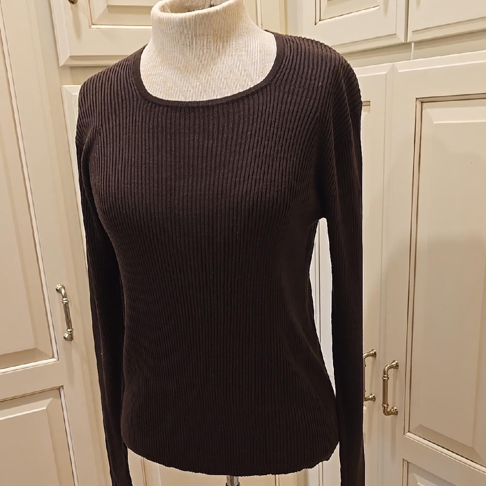 Pour Soie 100% Silk Knit Long Sleeve Top Color: Chocolate Size: Large
